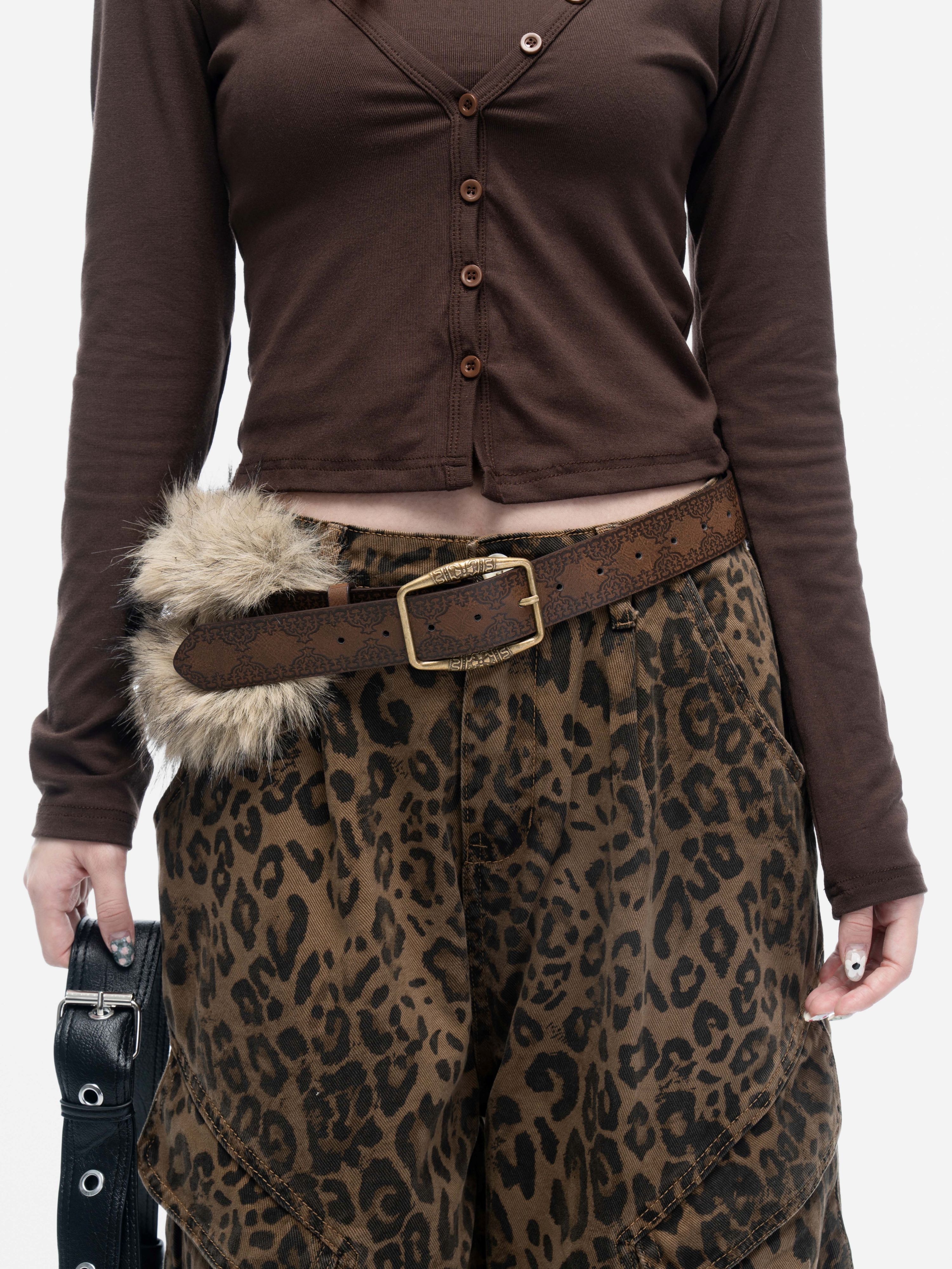 VIVID 古典 復古 雕花 拼接 絨毛 皮帶