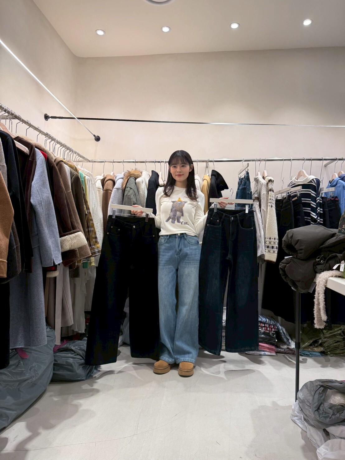 CB5305 洗水直筒闊腳牛仔褲