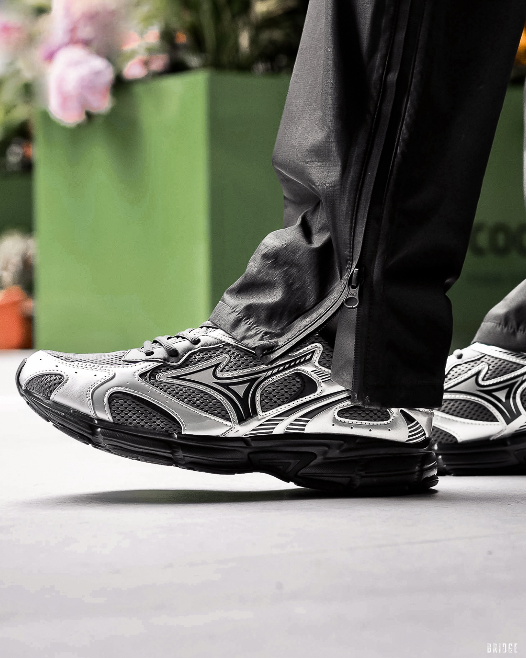 『灰銀點綴 還得是Mizuno🪙』Mizuno Racer V2 “Silver black”