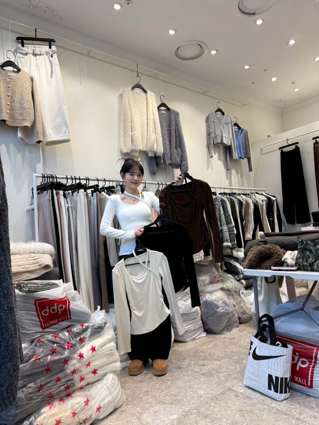 WE5304 柔軟交錯修身長袖上衣