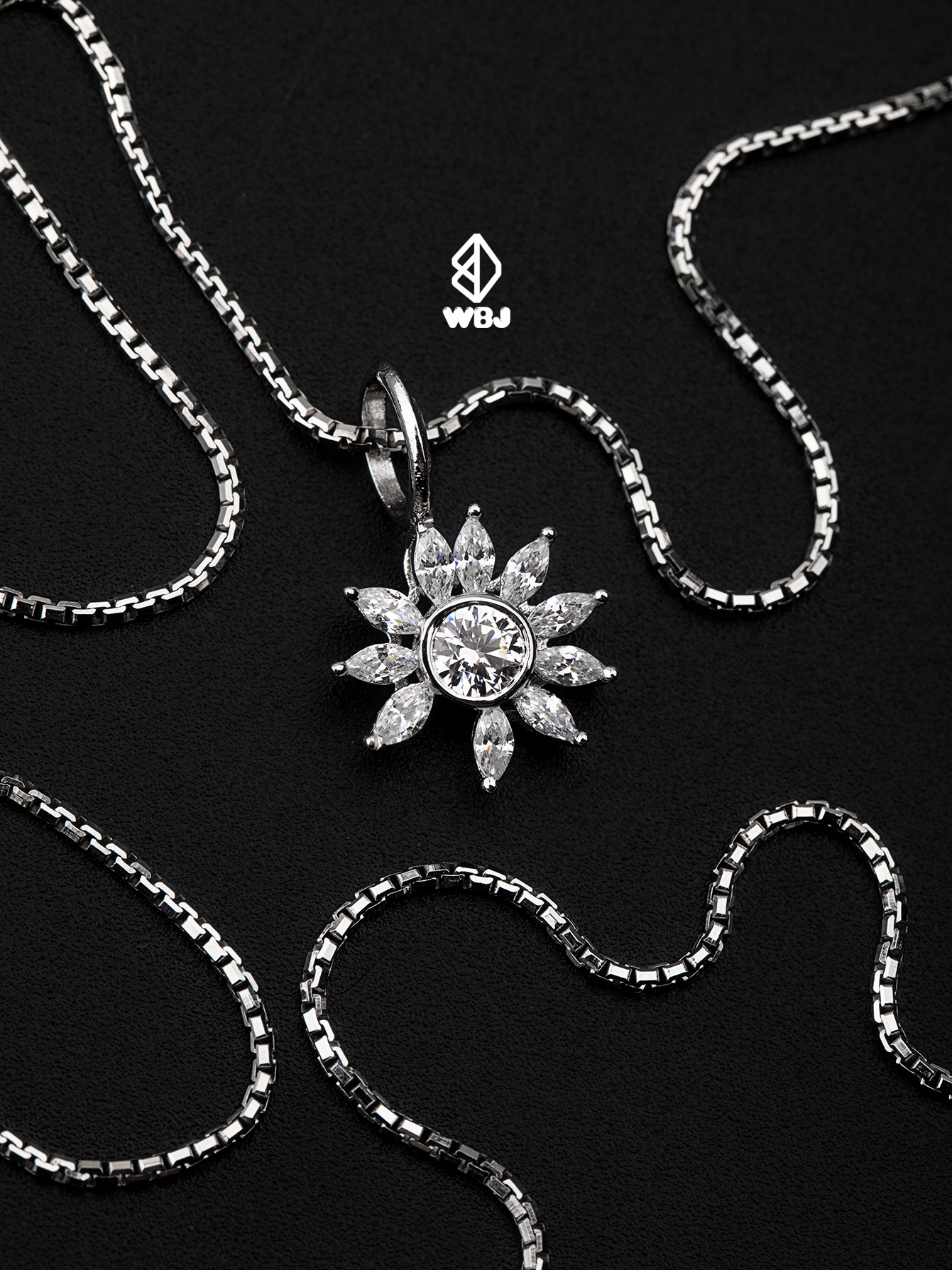 WBJ訂製珠寶 迷你雛菊吊墜(白色花蕊) 925純銀電鍍18K白金項鍊