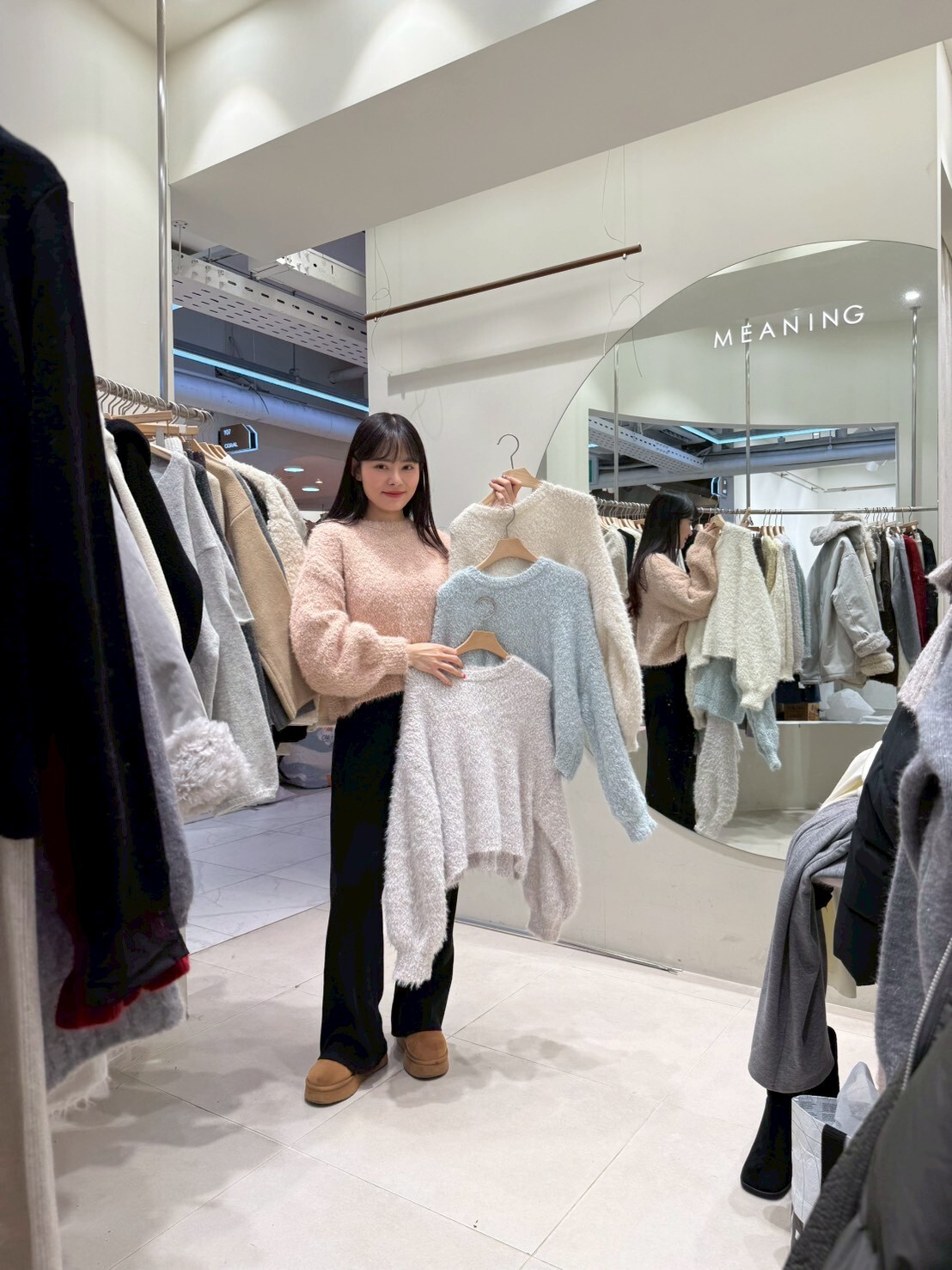 HU5310 毛絨細閃短版毛衣