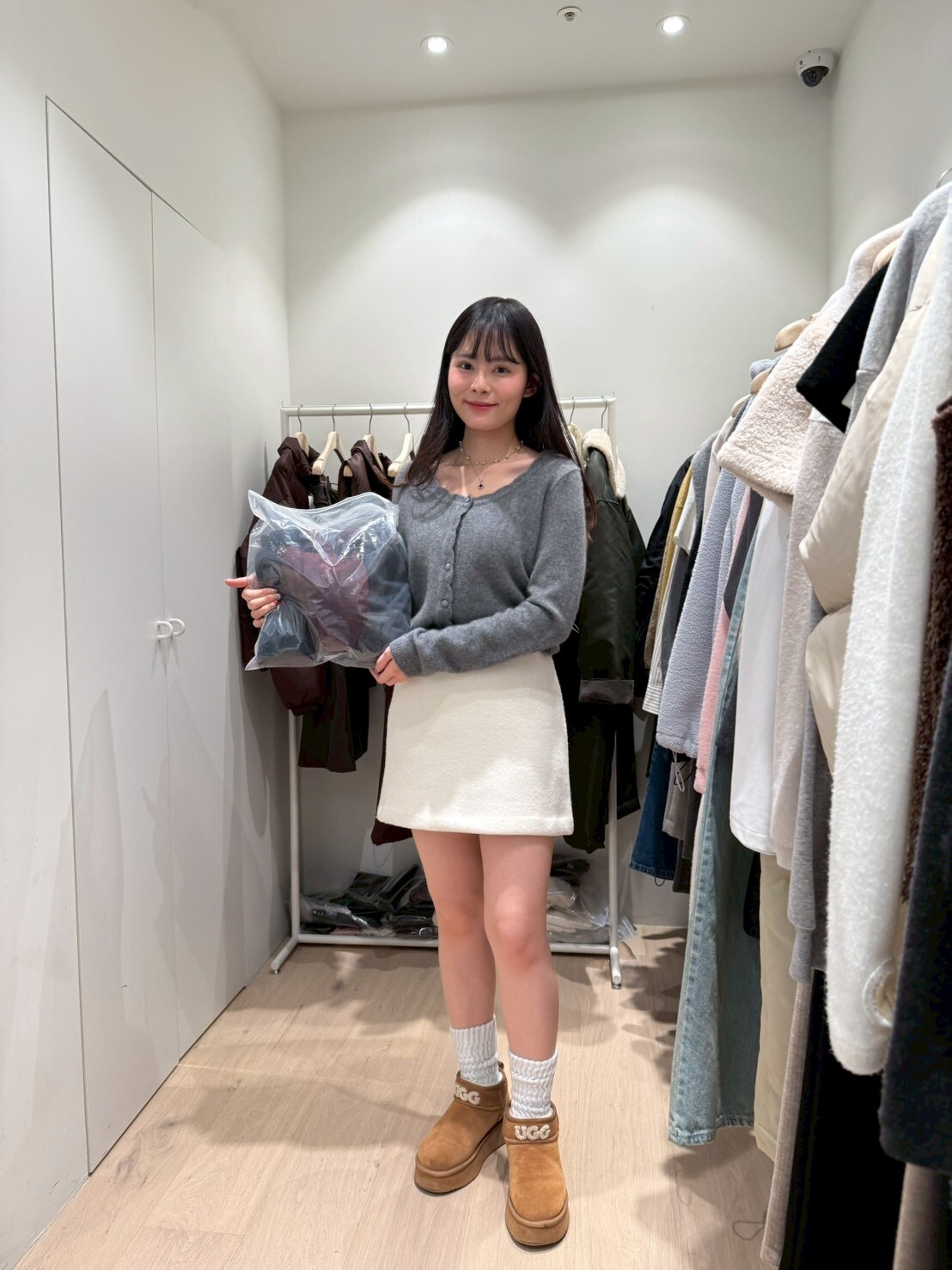 LY5342 雲朵花邊U領毛衣