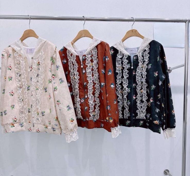 M44 胸42 長23 $409  (一口價)