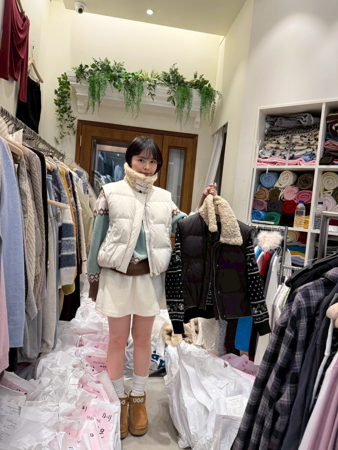 OM5330 兩著毛毛翻領羽絨背心