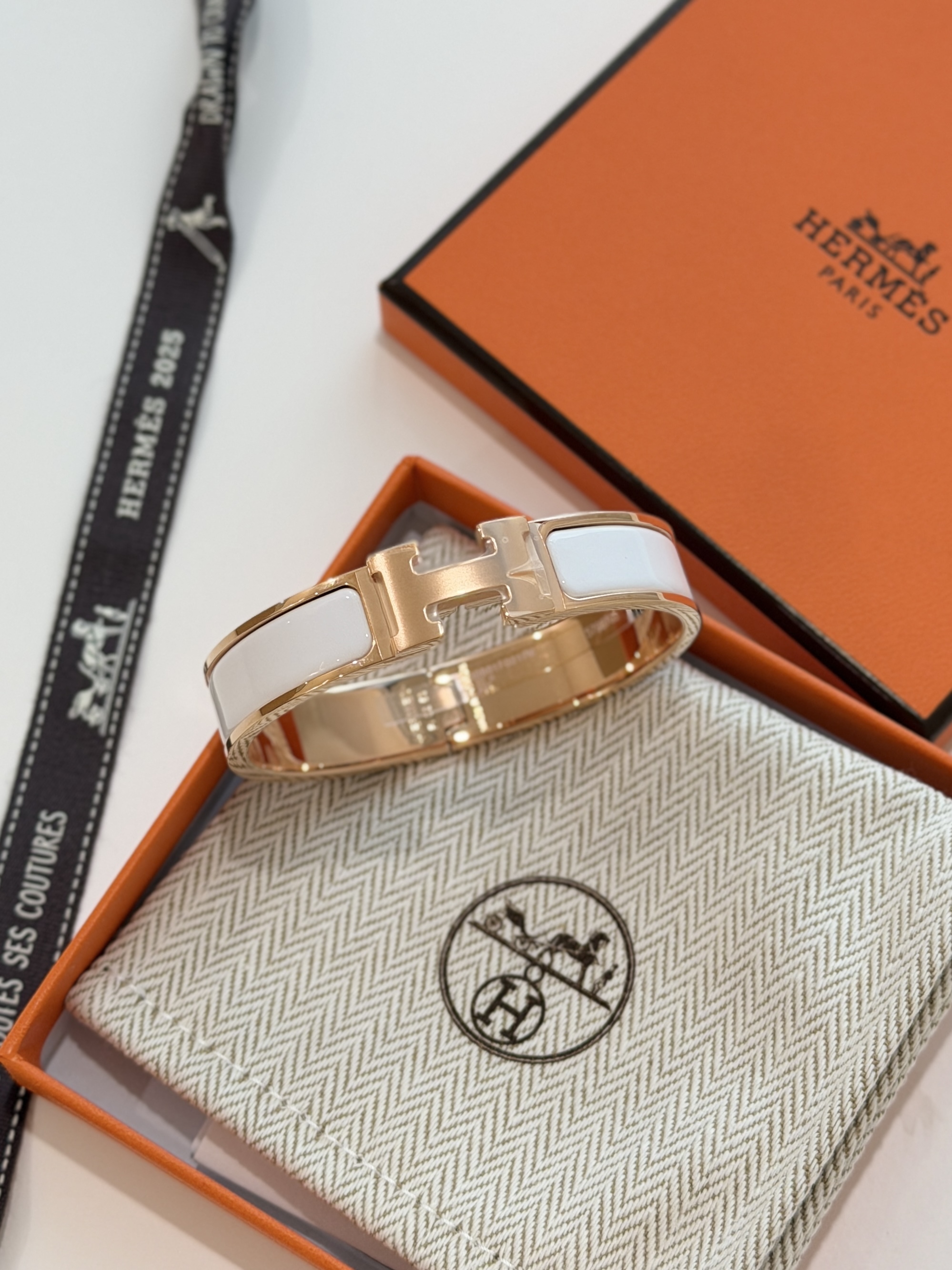 HERMÈS Clic H Bracelet PM