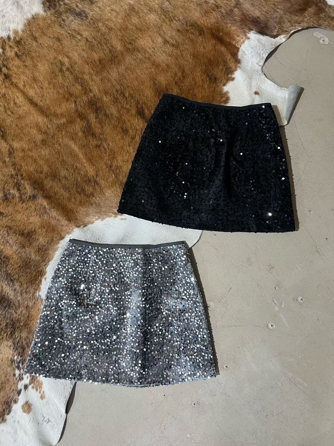 #AD140全場焦點閃閃短裙(黑/銀)
