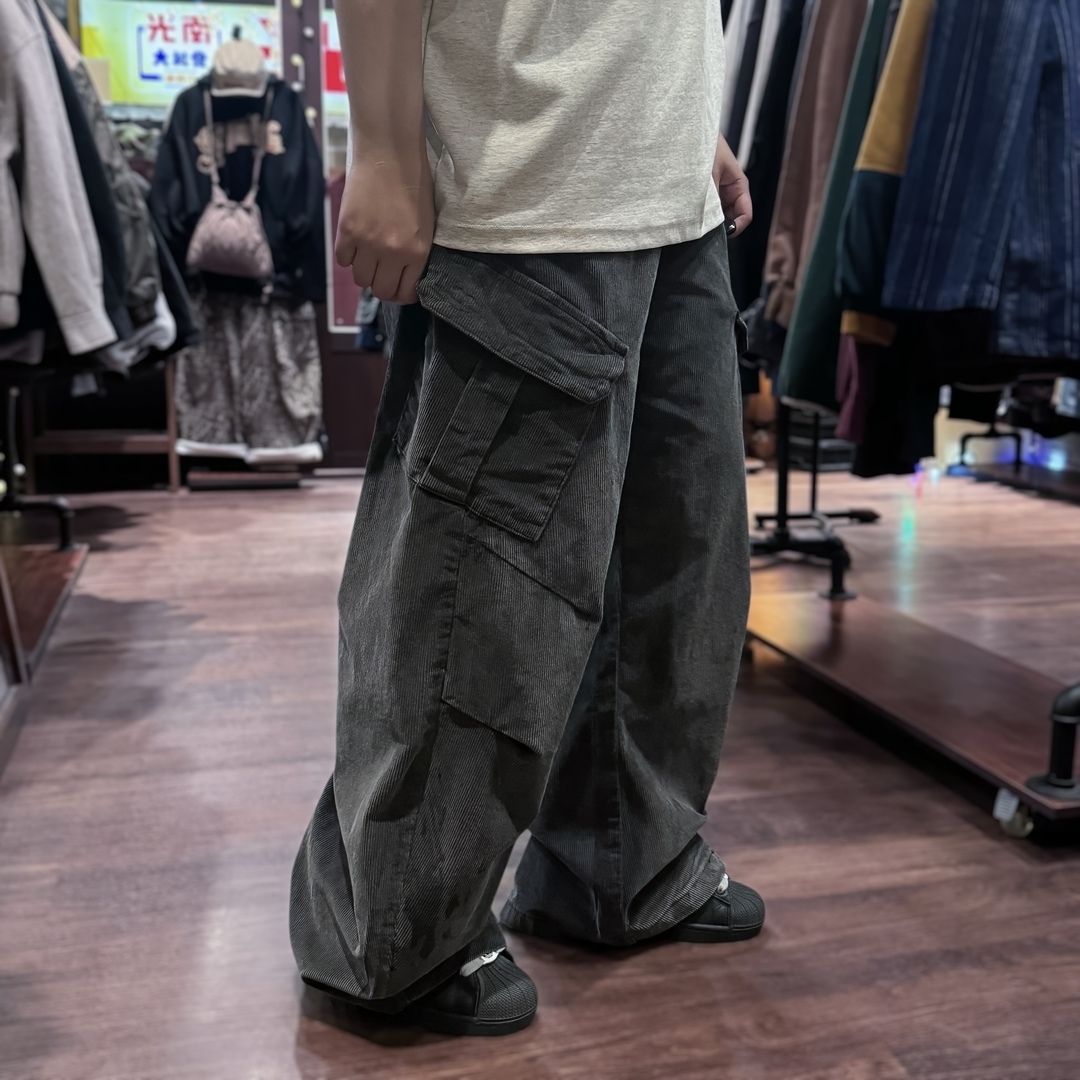 Corduroy燈芯絨斜袋彎刀褲