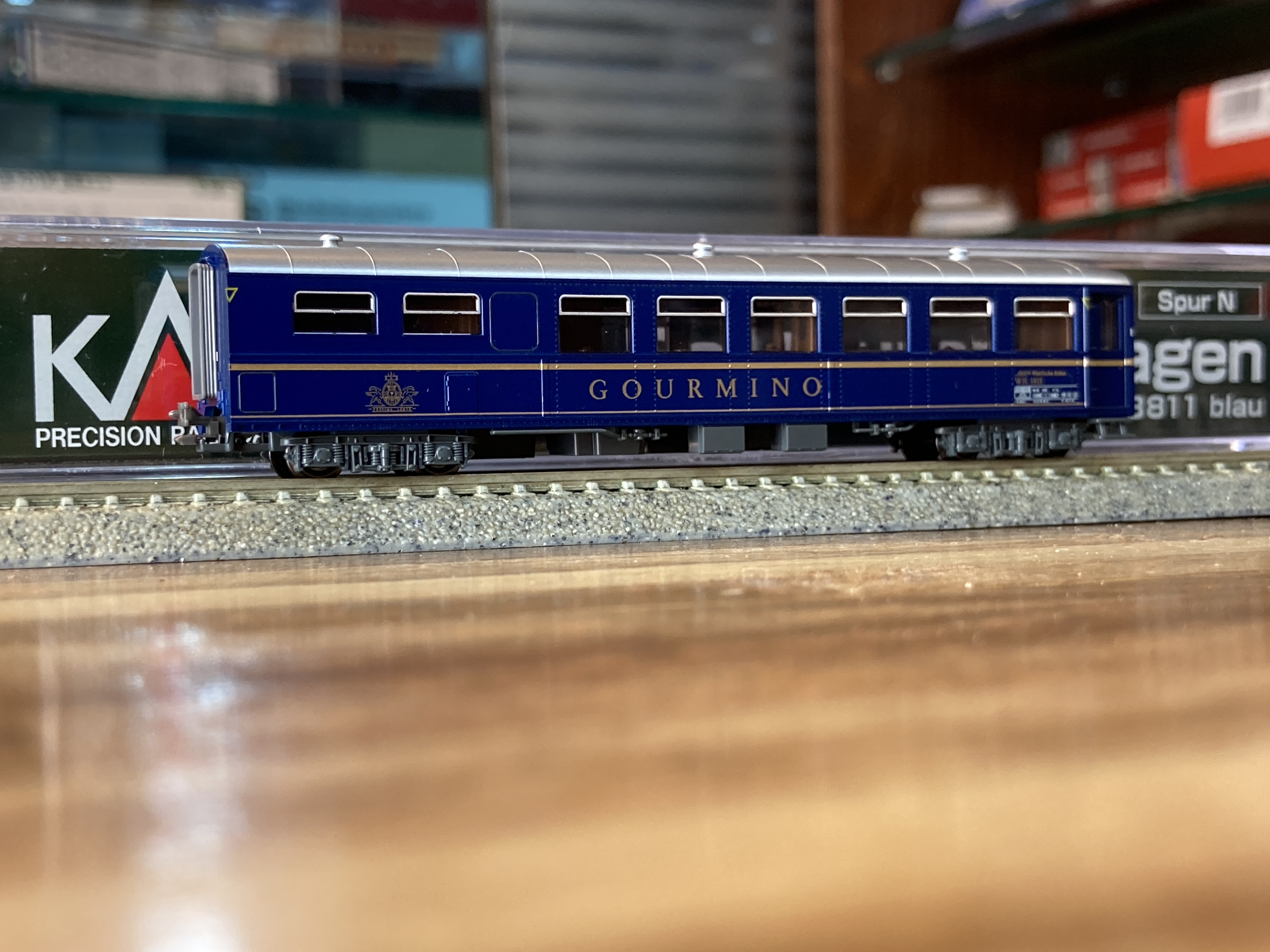 KATO 5280 アルプスの青いレストランカー WR3811 GOURMINO