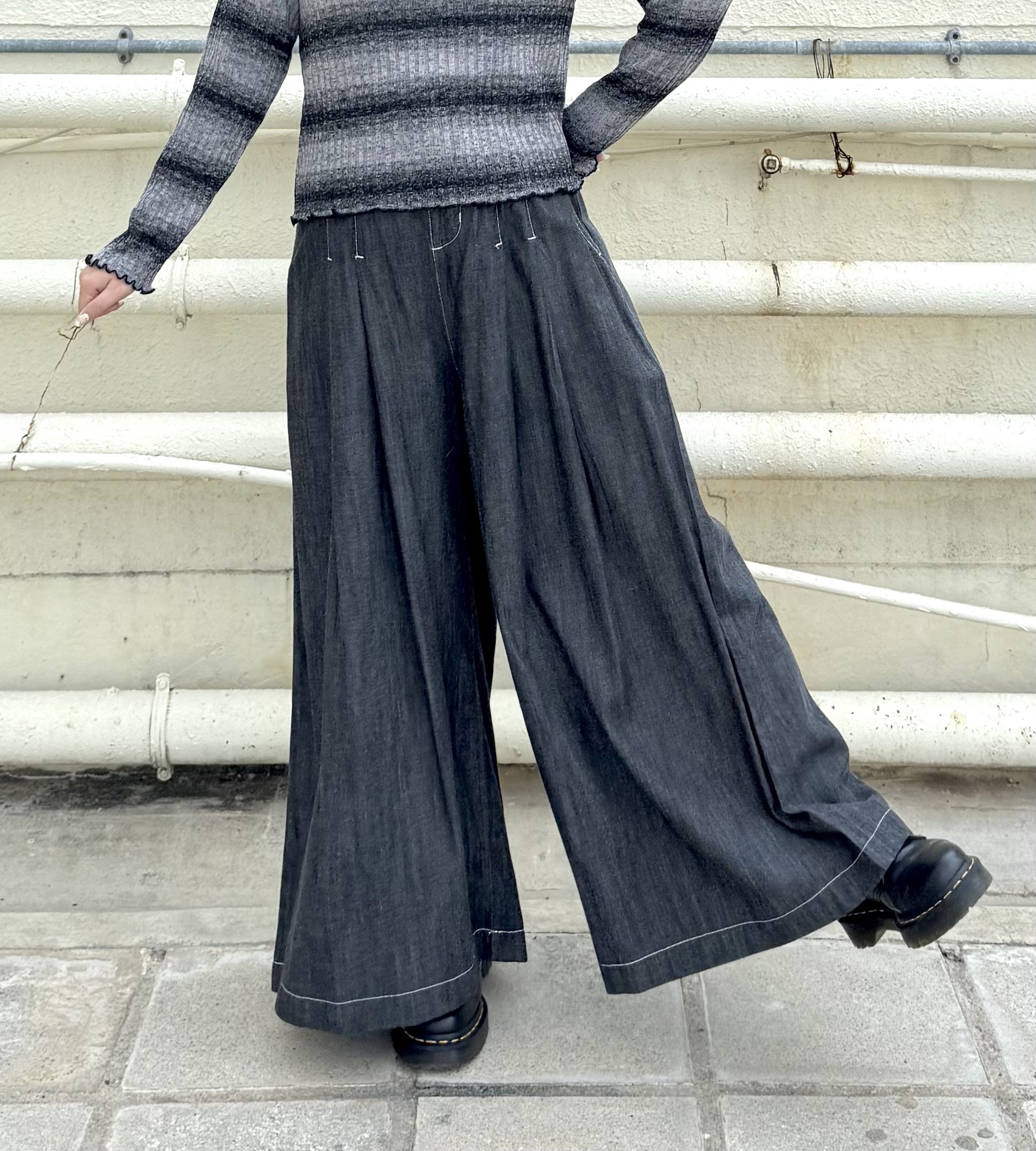 薄身牛仔軟布全橡筋闊褲