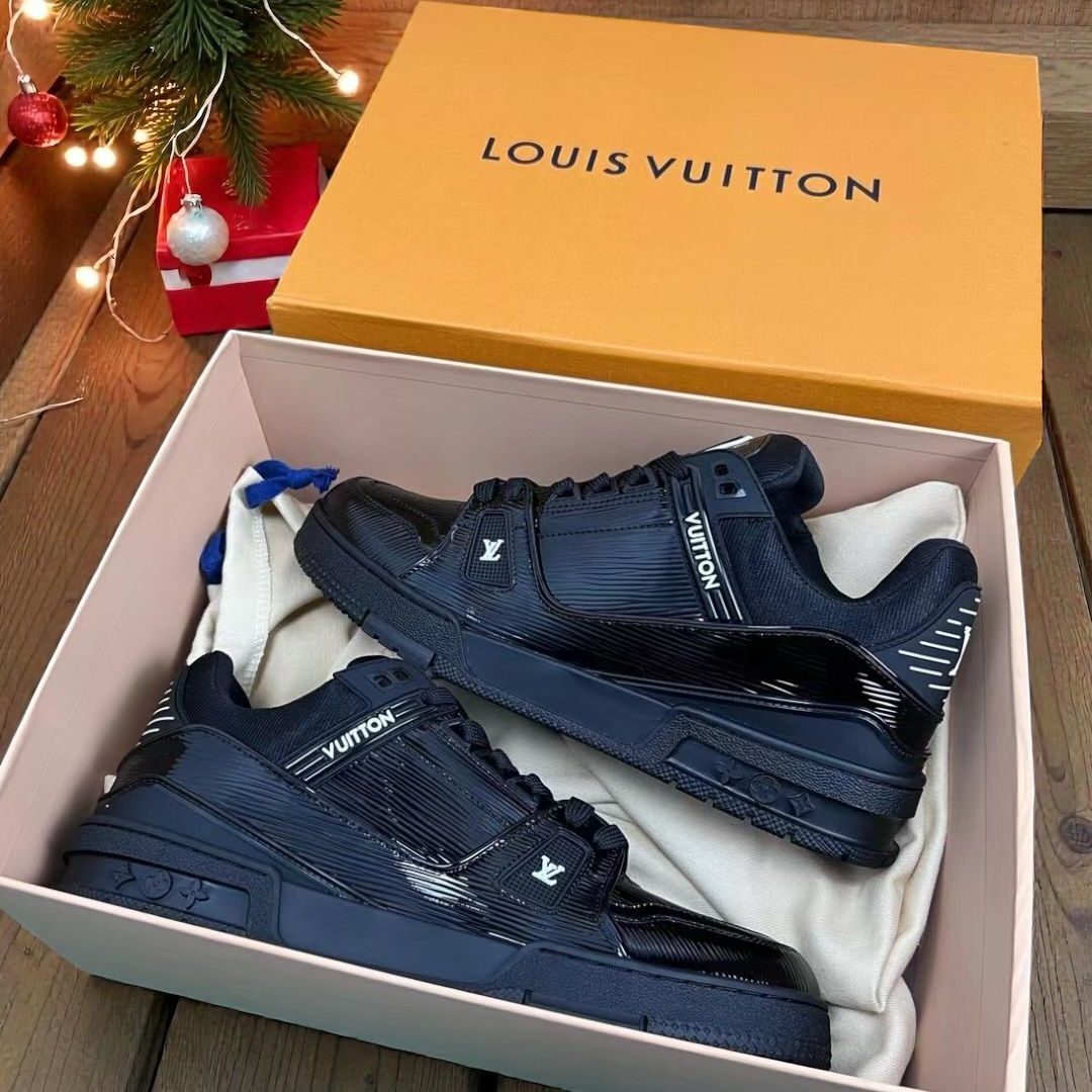 LV Trainer 新色黑漆皮鞋