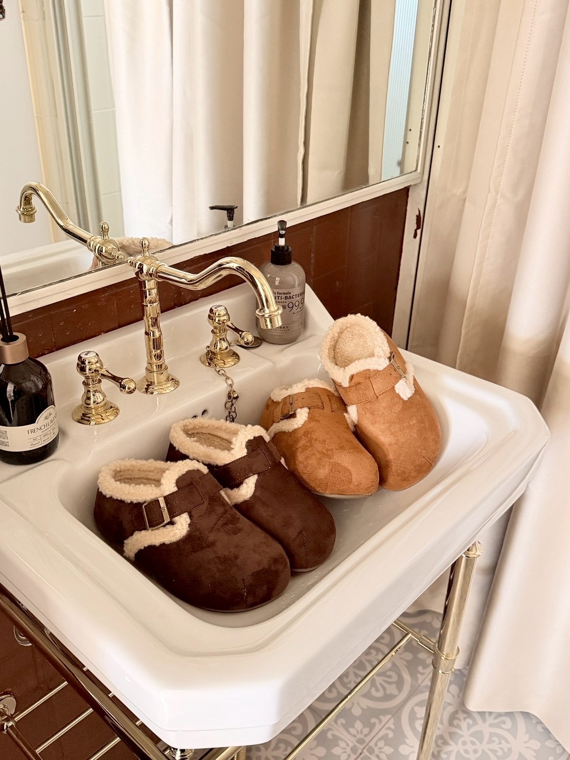 拿捏秋冬超級Q  毛毛勃肯拖鞋 2colors