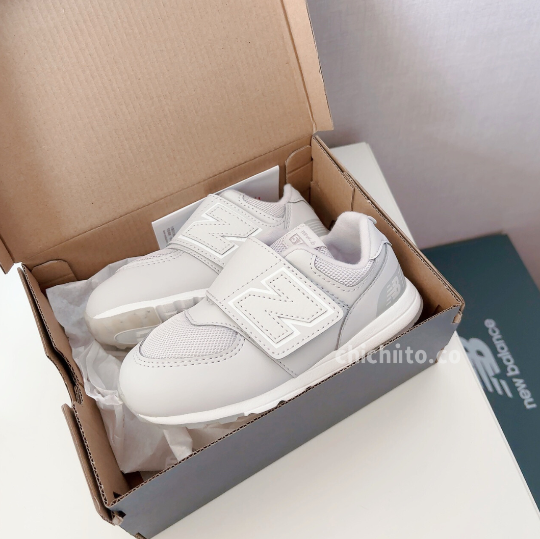 New Balance 574 奶灰寶寶鞋