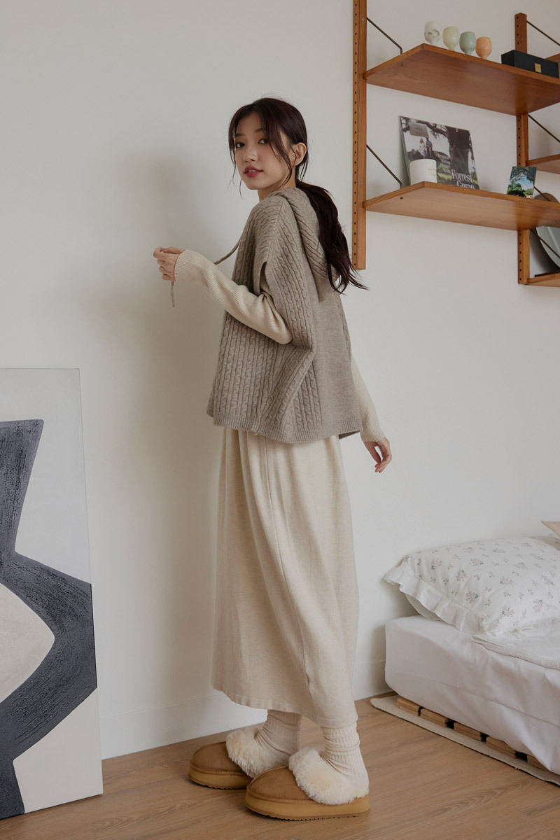 熱銷款-輕暖連帽針織背心