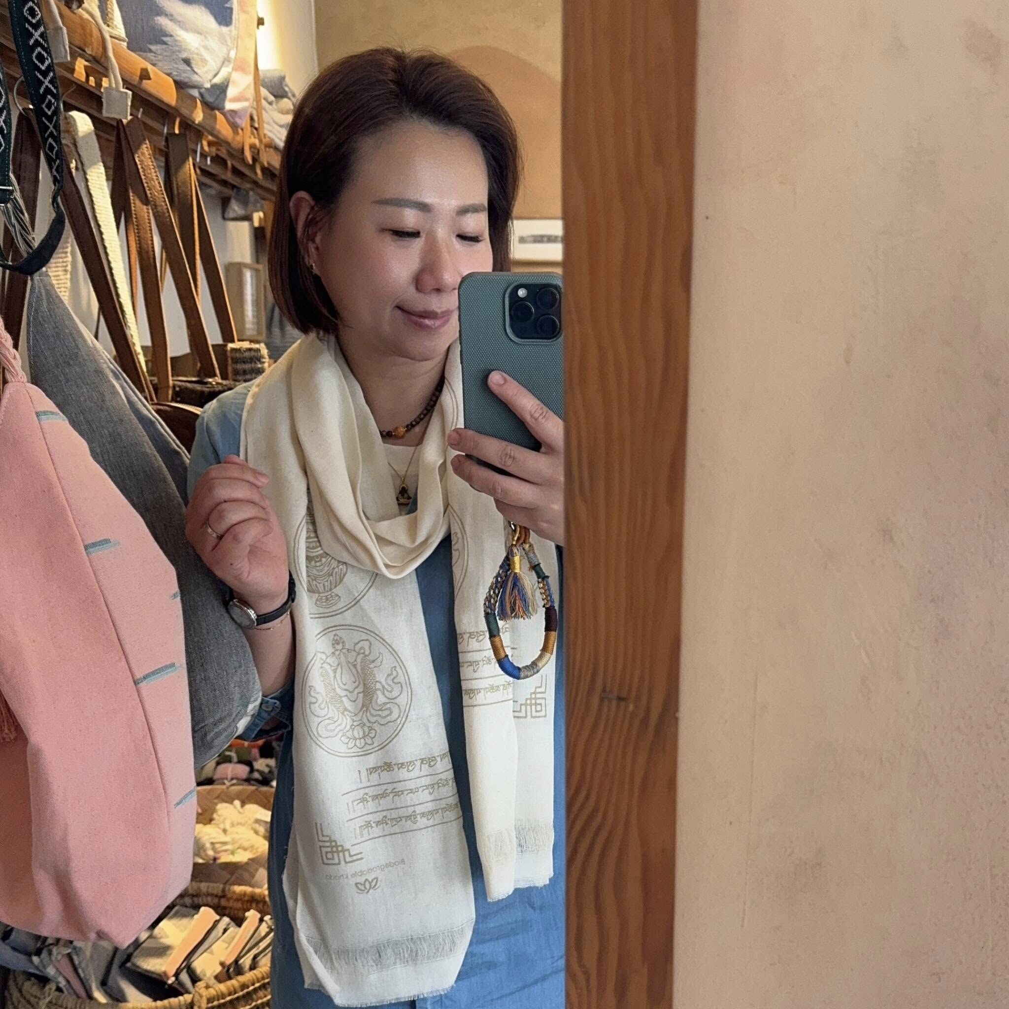 藏傳佛教的「哈達」圍巾