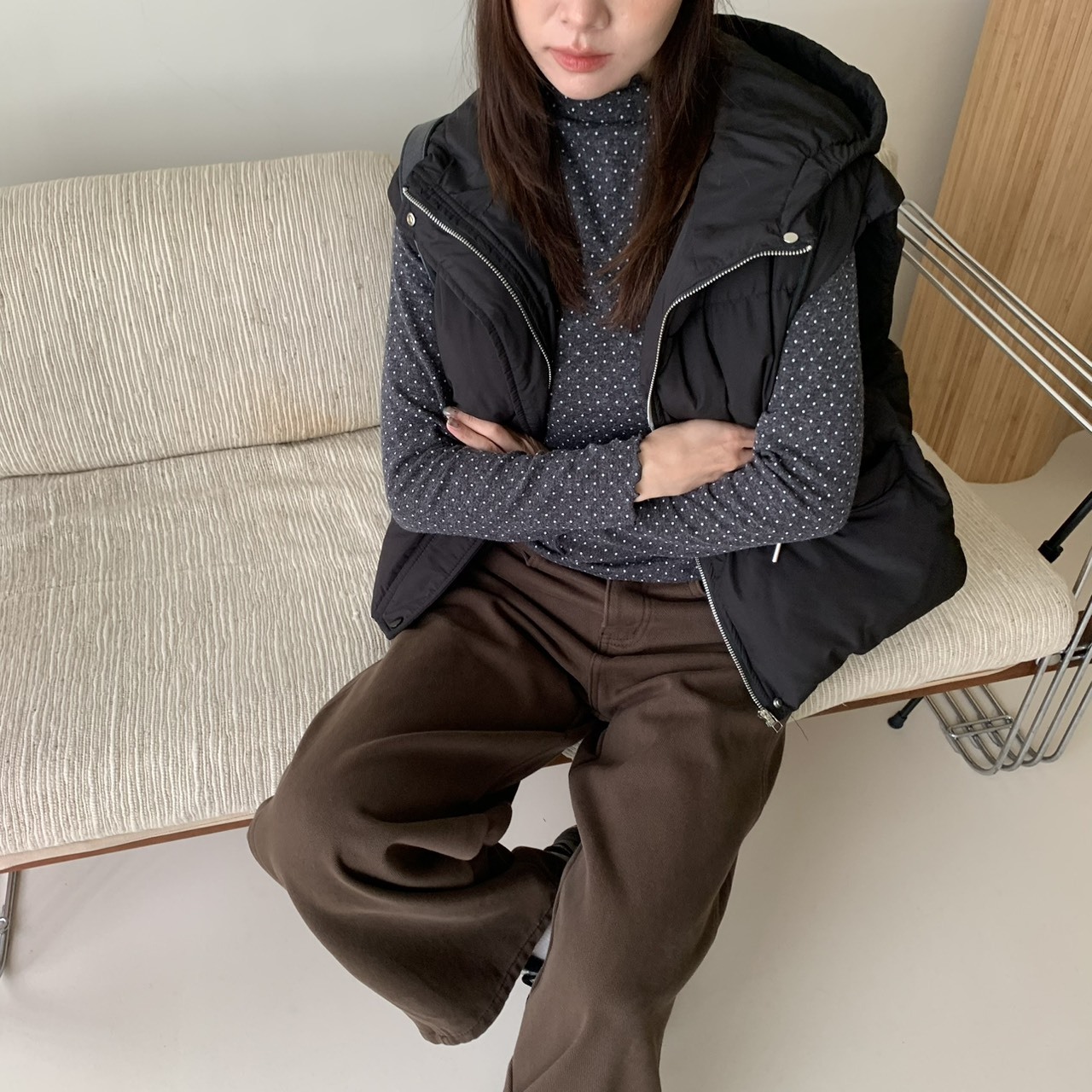 ISA_層次感堆堆加分! 波點木耳邊小立領上衣_51127