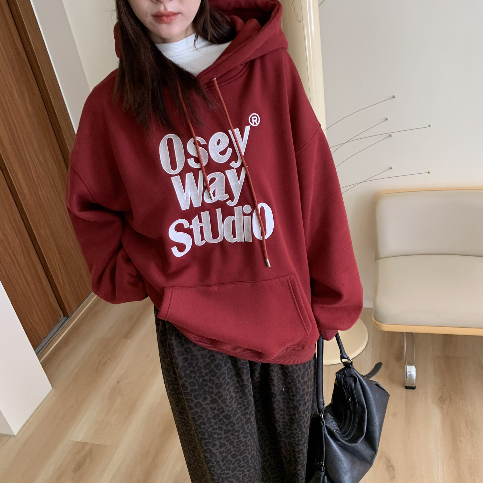 ISA_Unisex不挑人! oversized電繡刷絨帽TEE_51132