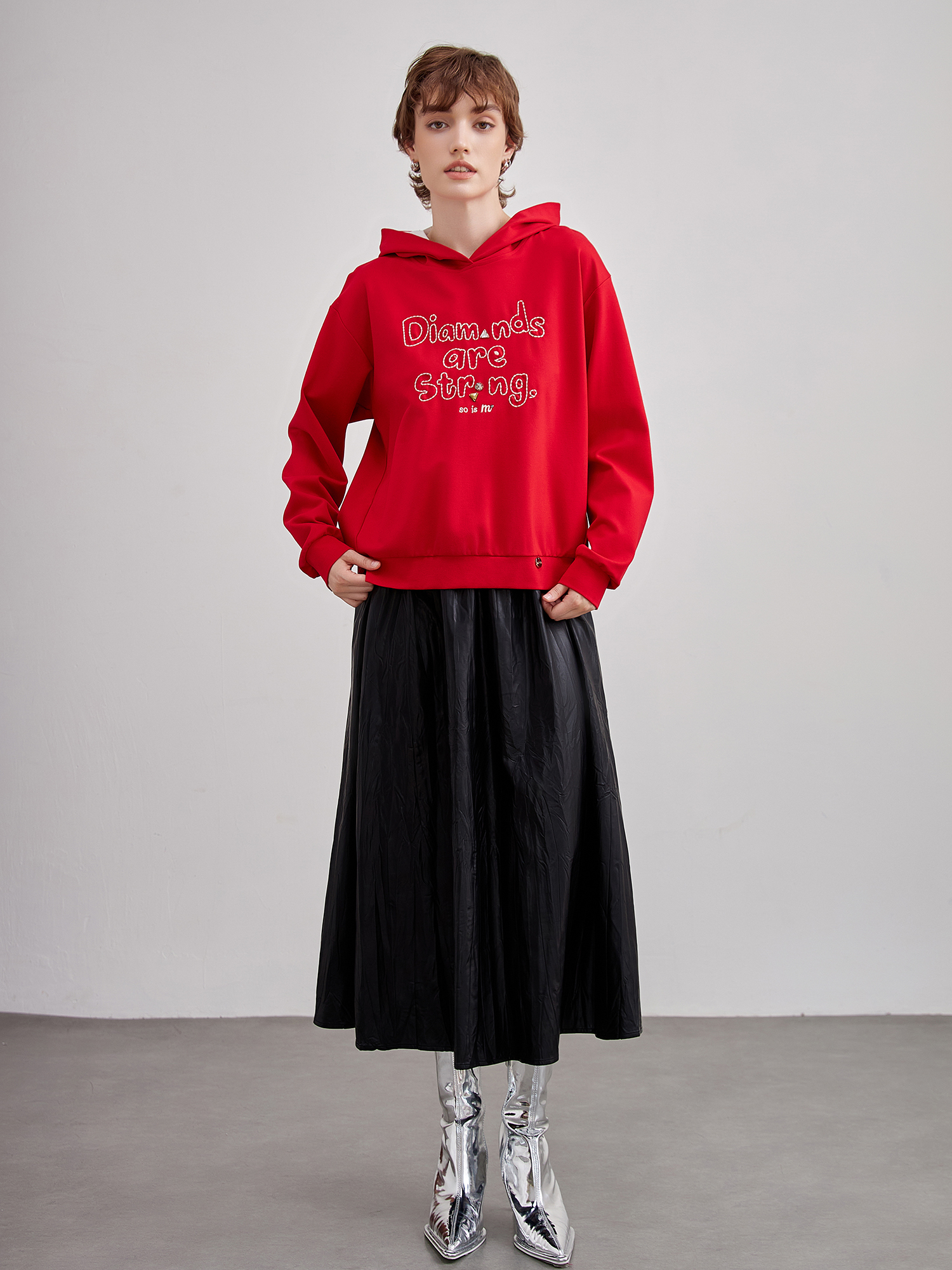 mi-tu 印花刺绣连帽卫衣