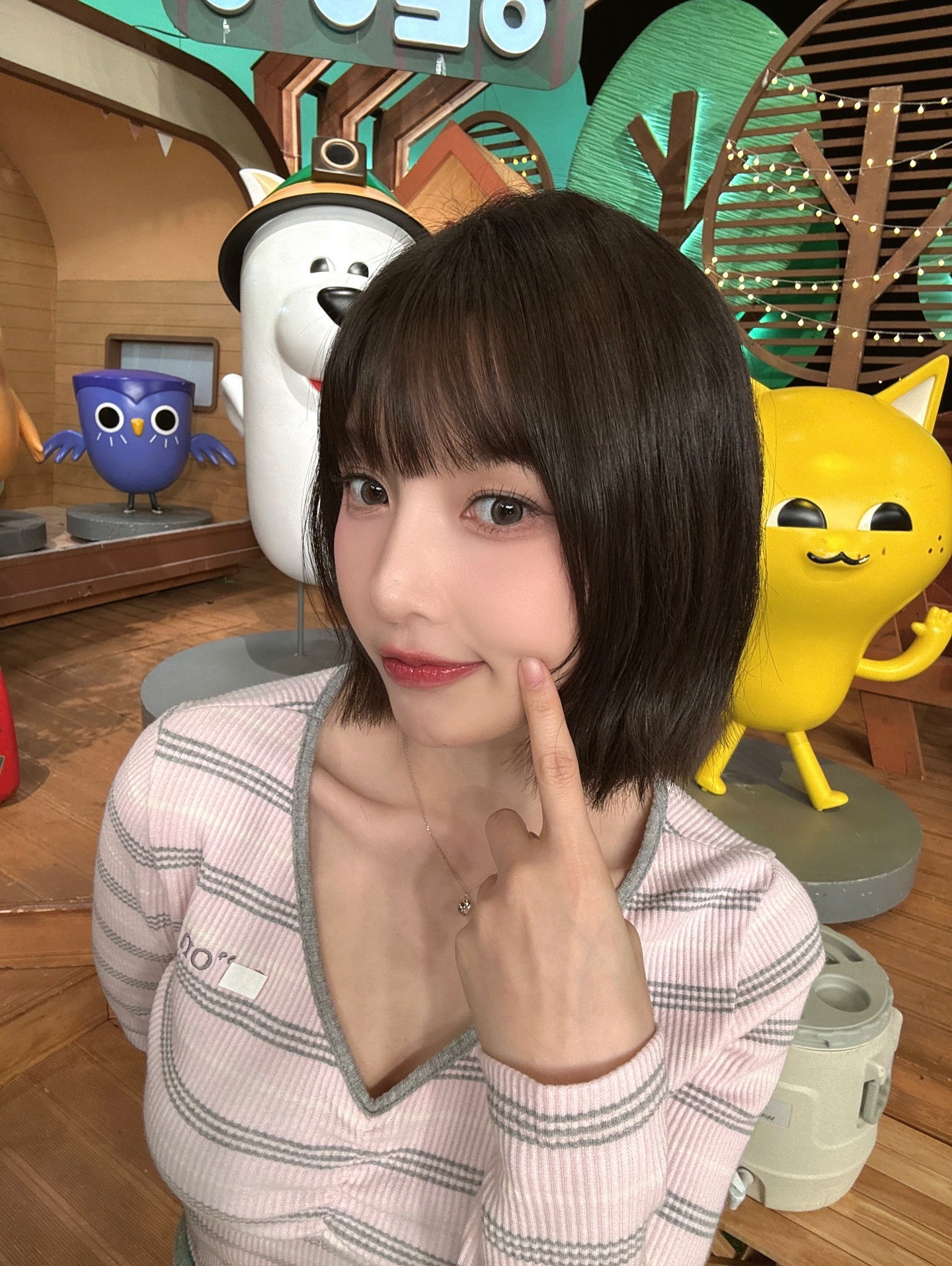 ASON BUMBLE STRIPE SHIRRING TEE