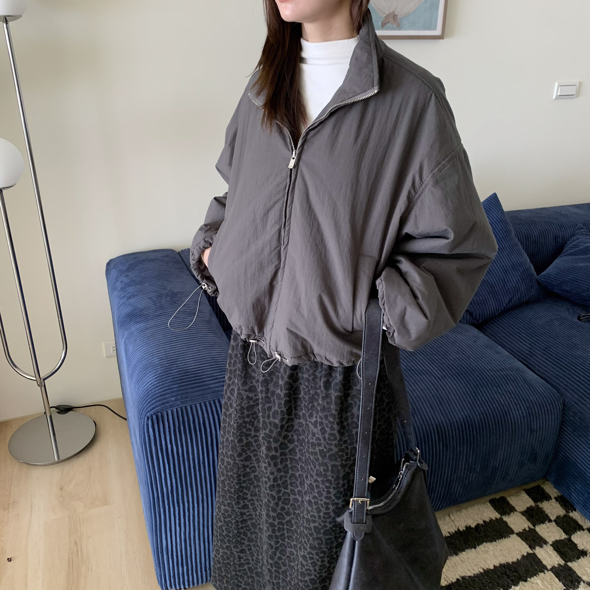 ISA_率性反差 (可縮!)寬袖剪裁翻領鋪棉外套_51219