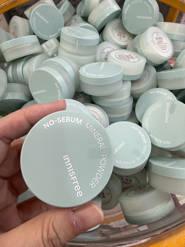 買一送一！韓國控油傳奇再登場 innisfree 礦物控油蜜粉 5g