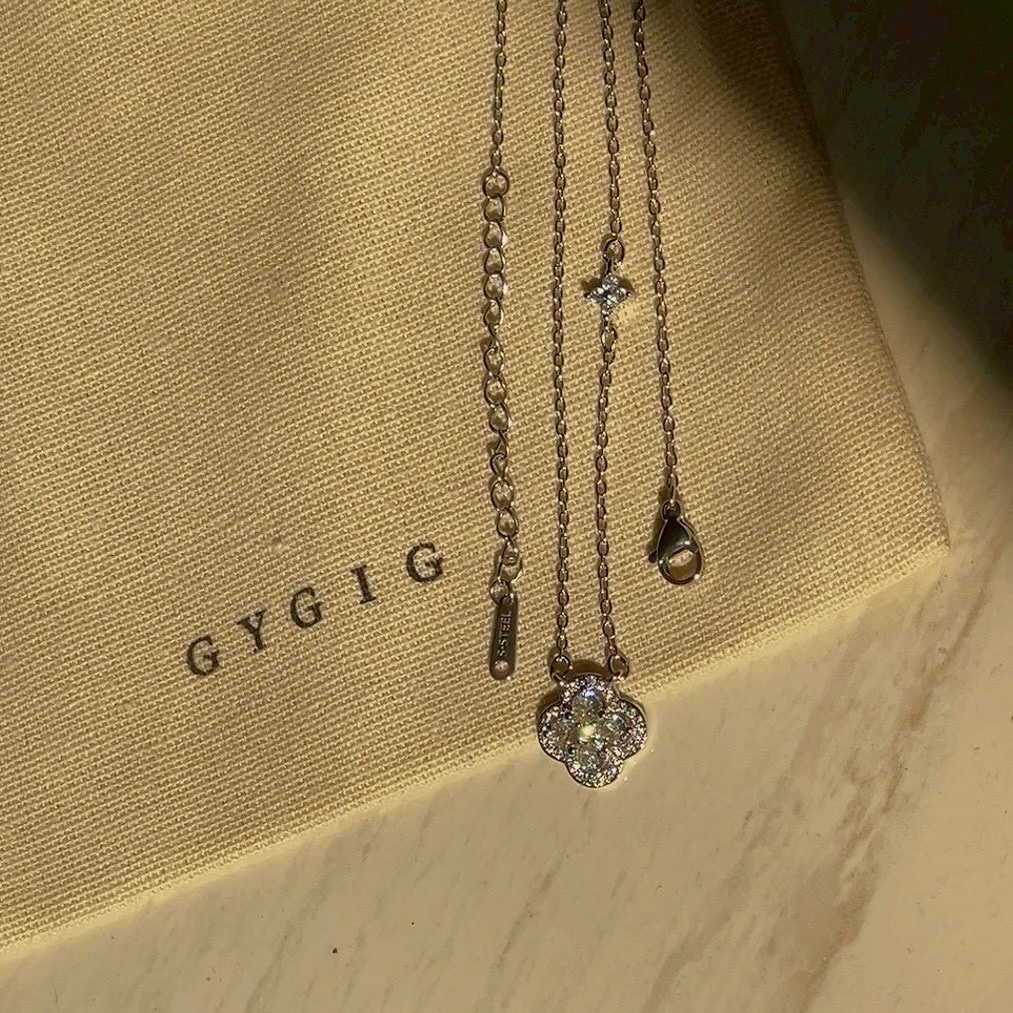 Gy”Opulent高奢白金滿鑽四葉草’小老花項鍊