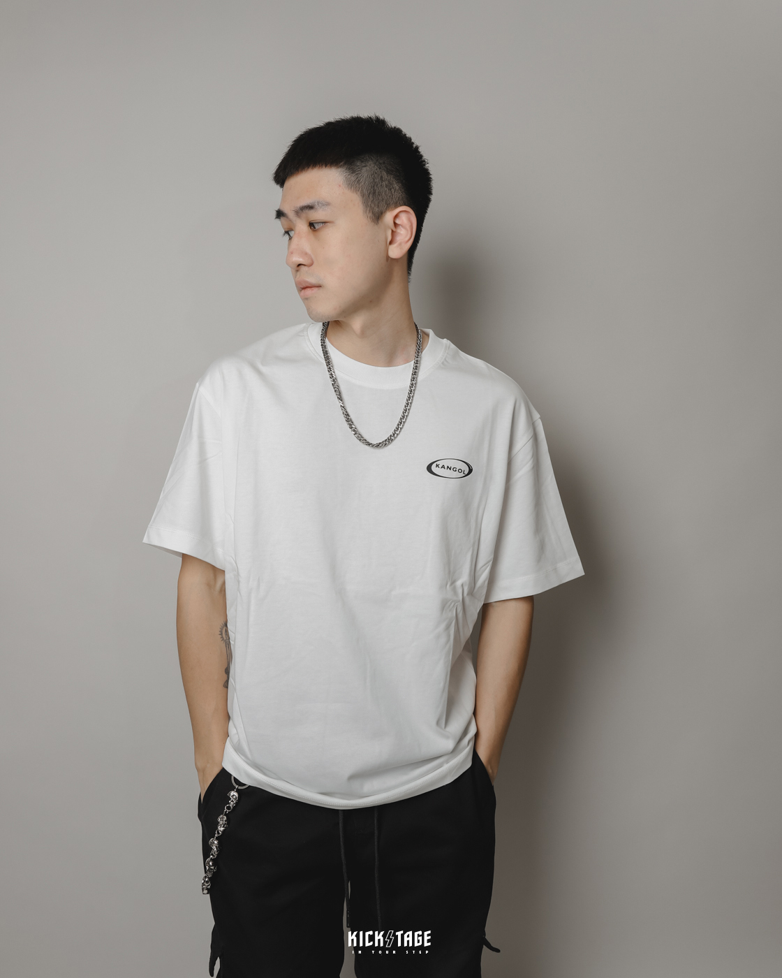 男女款 KANGOL TEE 白色 碳黑色 英國 袋鼠 復古 休閒 寬版 落肩 印花 短T【63251027】