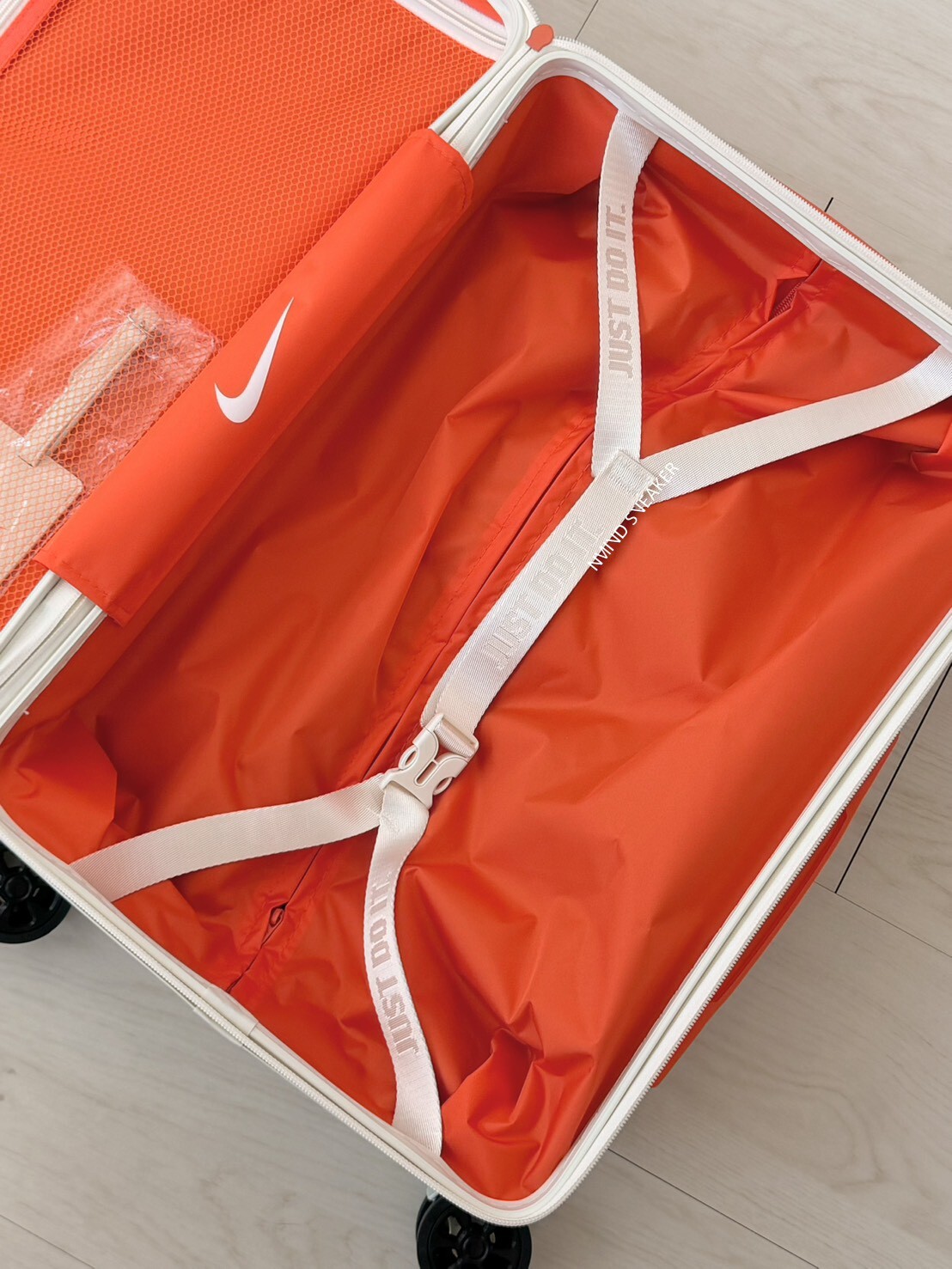 <國外限定> NIKE 18吋 行李箱/登機箱