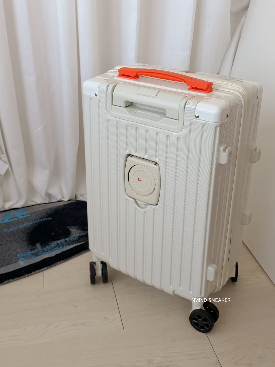 <國外限定> NIKE 18吋 行李箱/登機箱