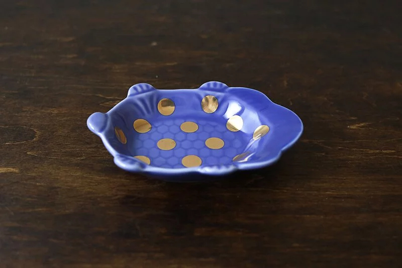 amabro-MAME日式豆皿，瑠璃釉烏龜形皿，讓料理擺盤更加精緻。