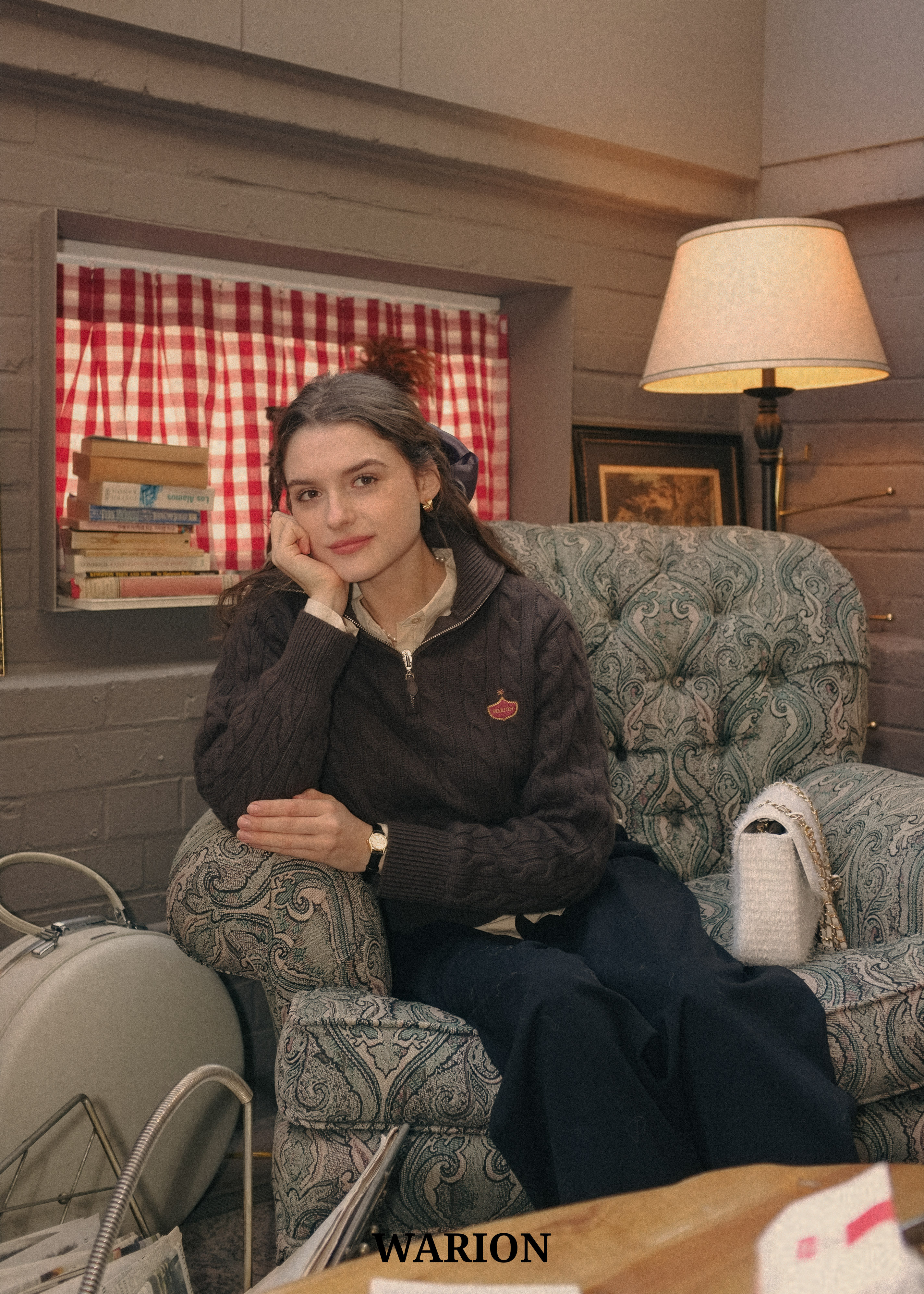 Classic Zip-Up Knit - Brown