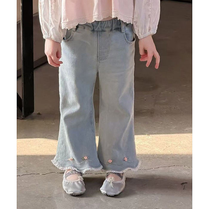 正韓春aiai 蕾絲拼接玫瑰牛仔褲