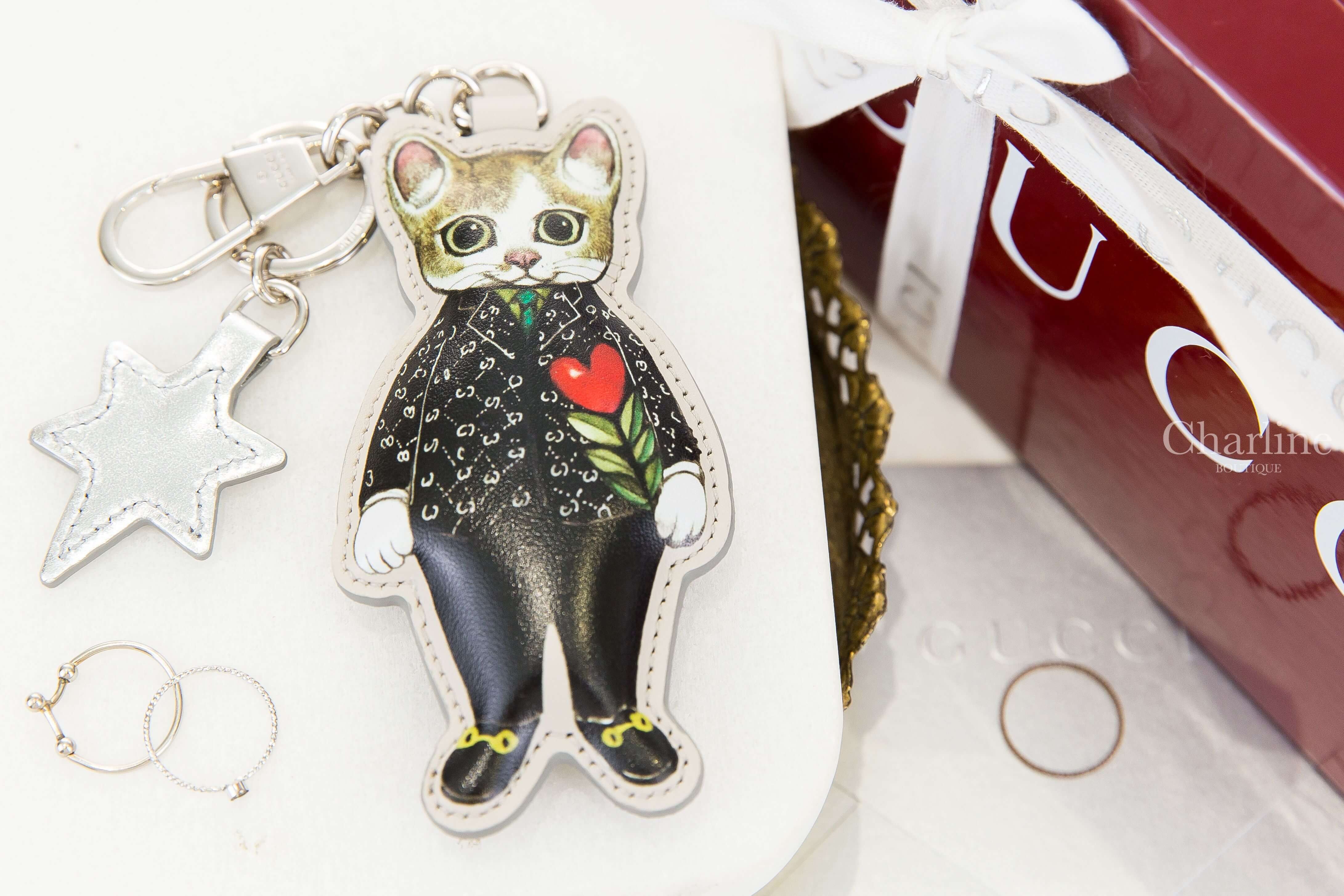 Gucci Japan-exclusive Yuko Higuchi Cat (Boris) Keychain 樋口裕子聯名款黑色貓咪皮革米色/烏木色GG彩色星星印花銀色星星墜飾吊環鑰匙圈