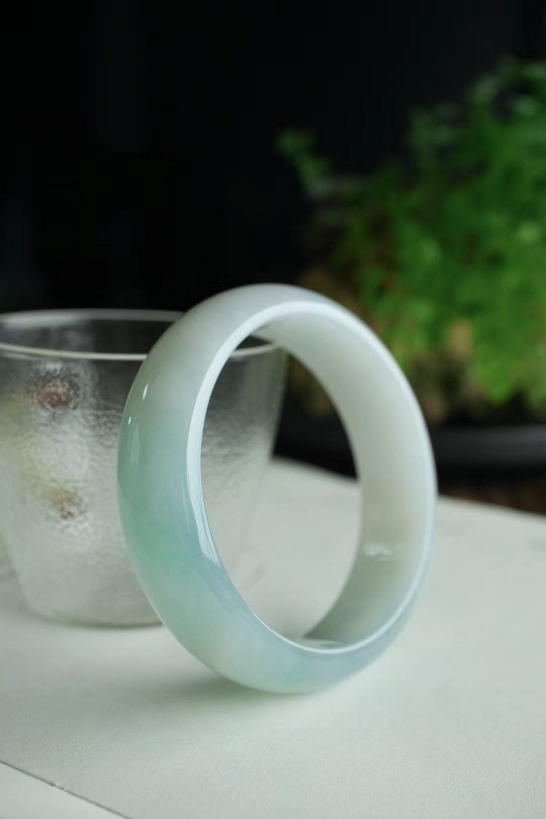 1218864 58.5mm冰種晴綠翡翠正圈手鐲 (58-60)