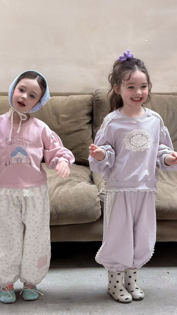 正韓春aiai 兩色甜美蕾絲布澎袖套裝