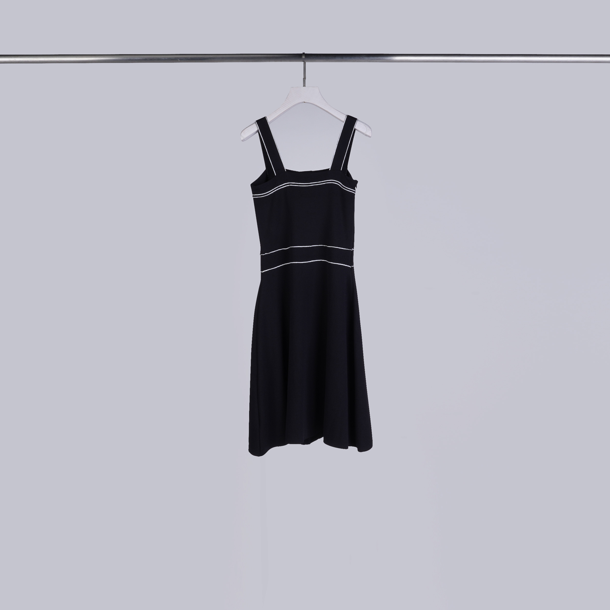 小香風撞車線針織短洋 | OREO黑