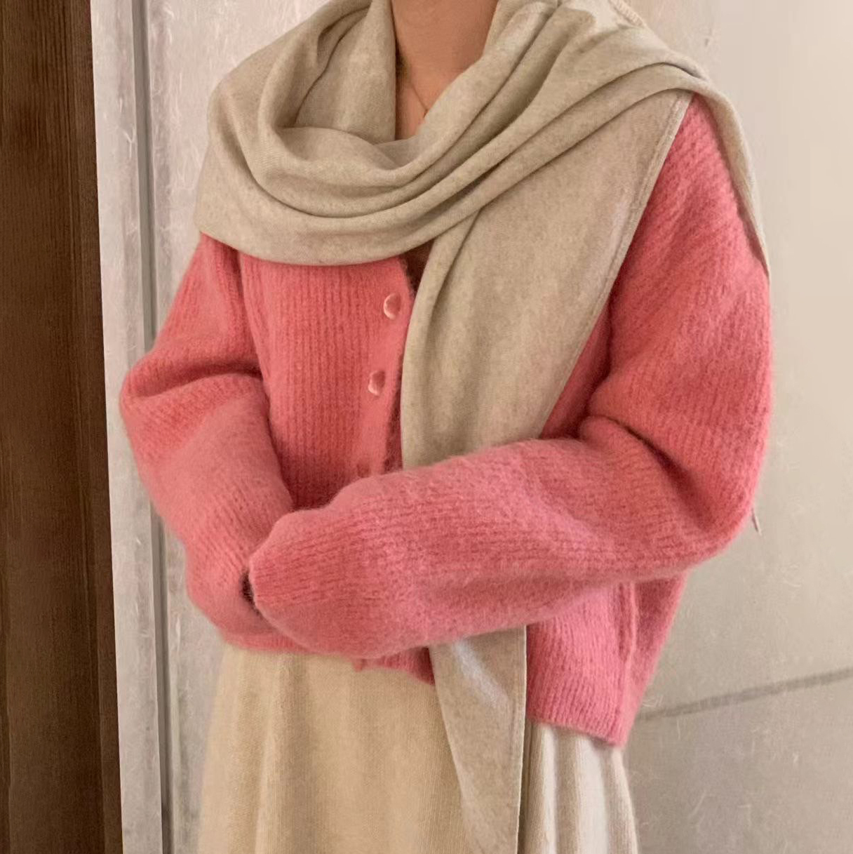 可愛同色系排釦V領羊毛針織外套 / 3色