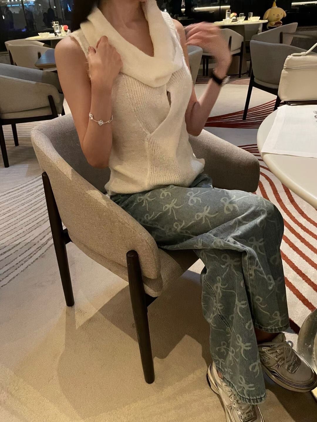 氣質感垂墜領口造型針織背心上衣 / 3色