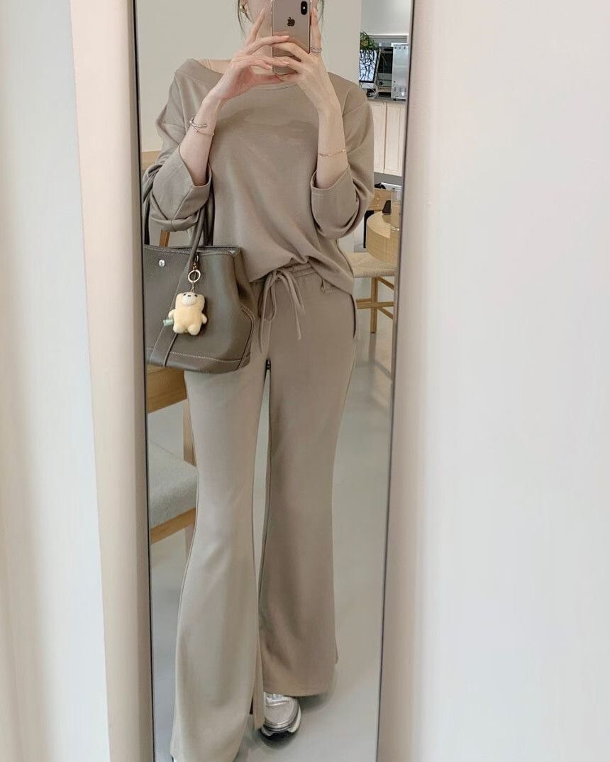奶茶杏露肩造型上衣+同色系長褲SET