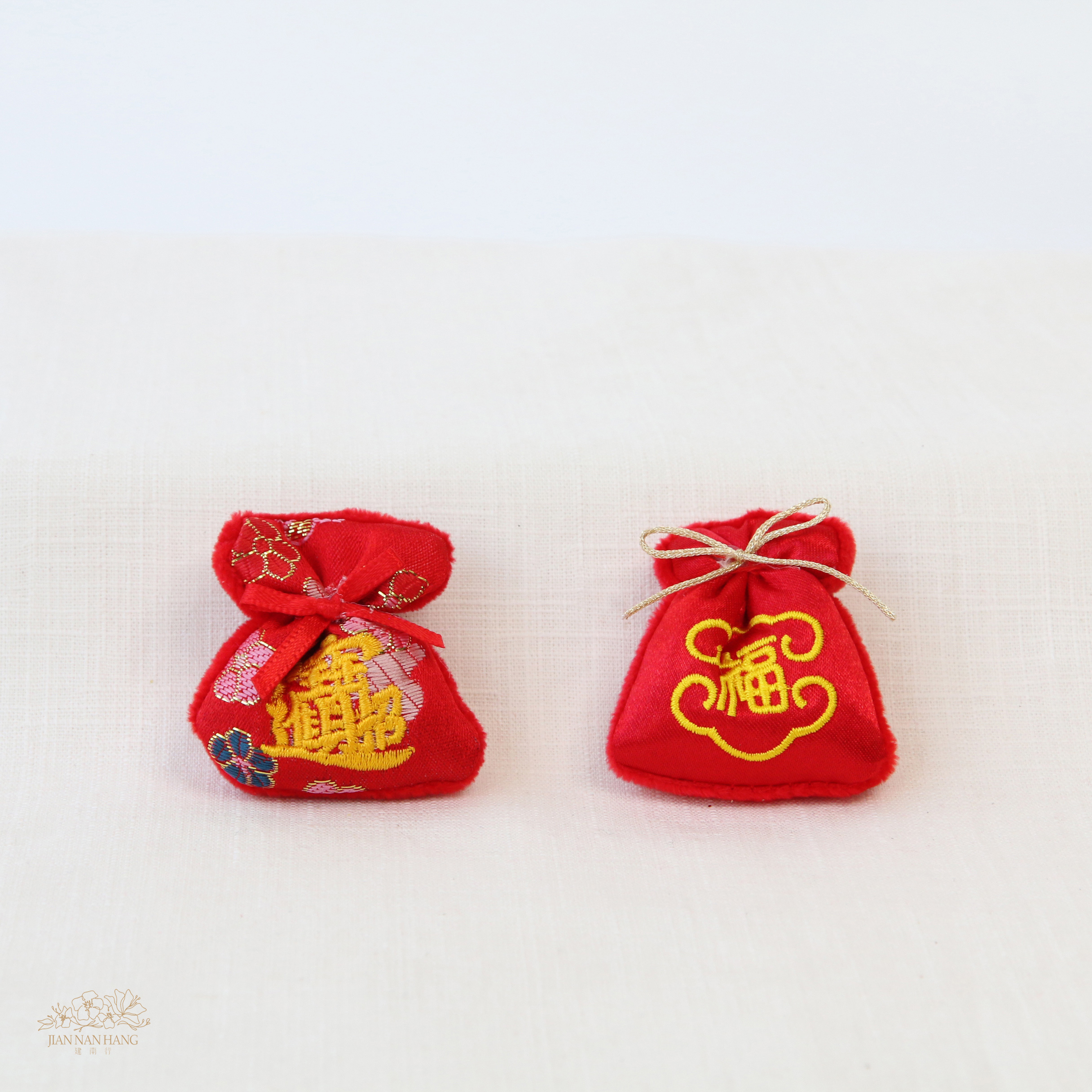 裝飾 新年小配件 2款