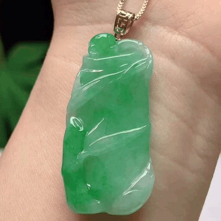 1218327 翡翠飄綠竹節