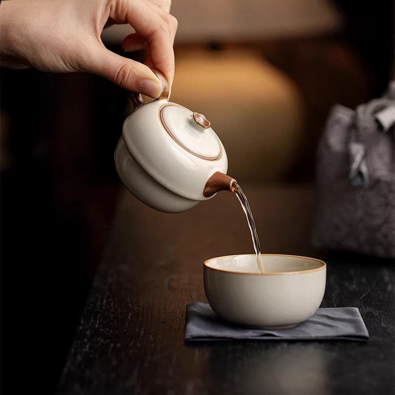 米黃單人汝窯旅行組