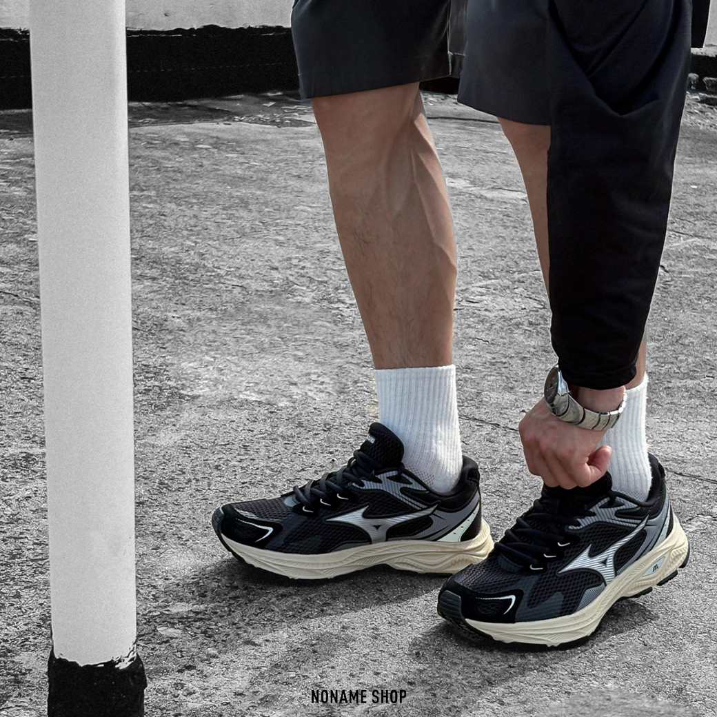 MIZUNO RACER S 美津濃 復古 網布 跑鞋 奶油底 黑銀灰 (男/女款)