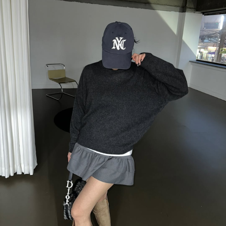 韓國 Madcity 美麗諾羊毛Ｘ浣熊毛針織上衣 深灰