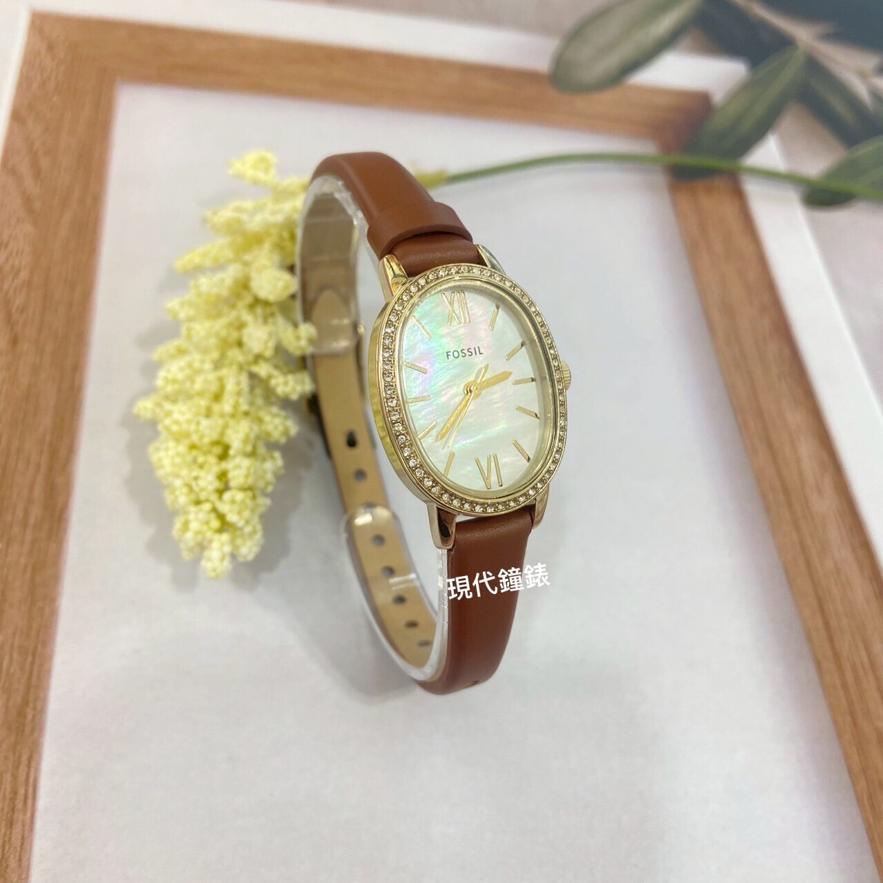 【FOSSIL】Penny 晶鑽高雅橢圓腕錶BQ3973 22mm現代鐘錶