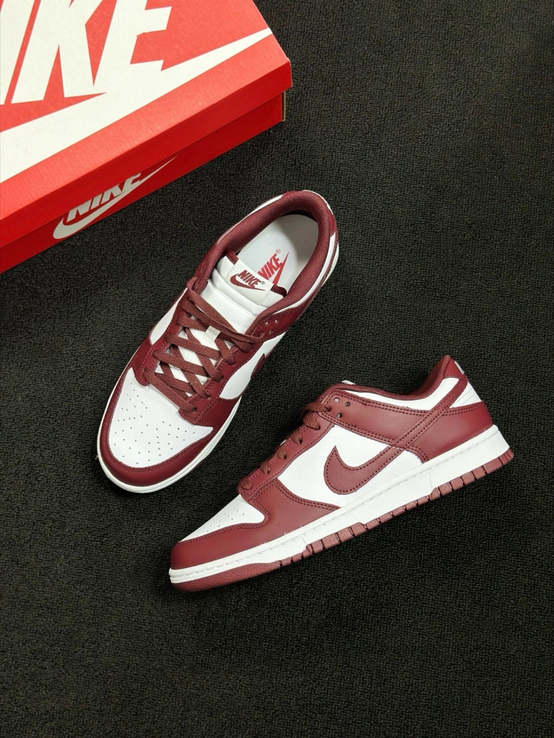 NIKE DUNK 復古 酒紅