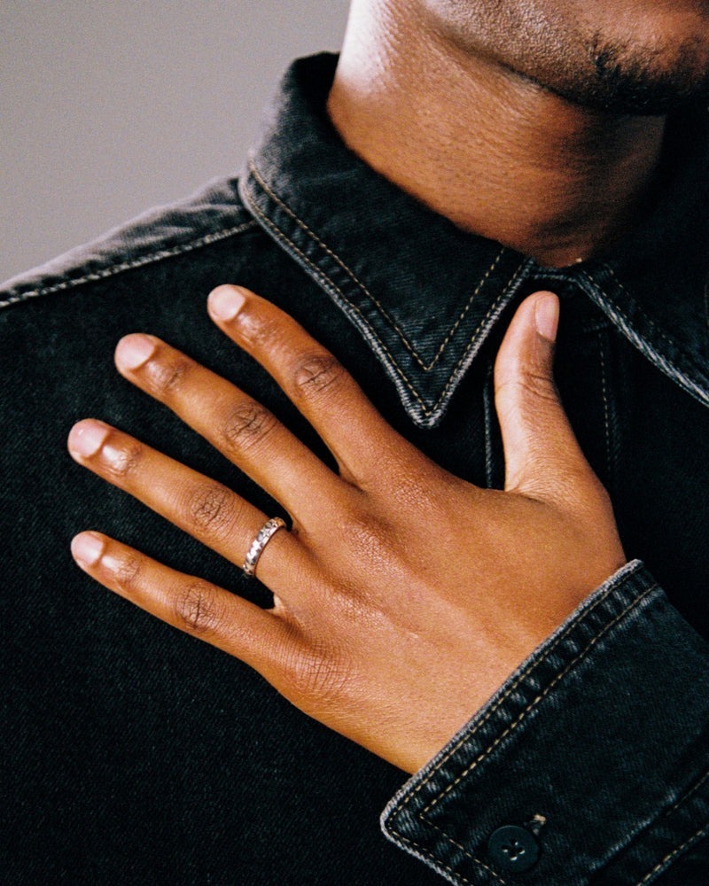 TwoJeys｜Star Studded Ring