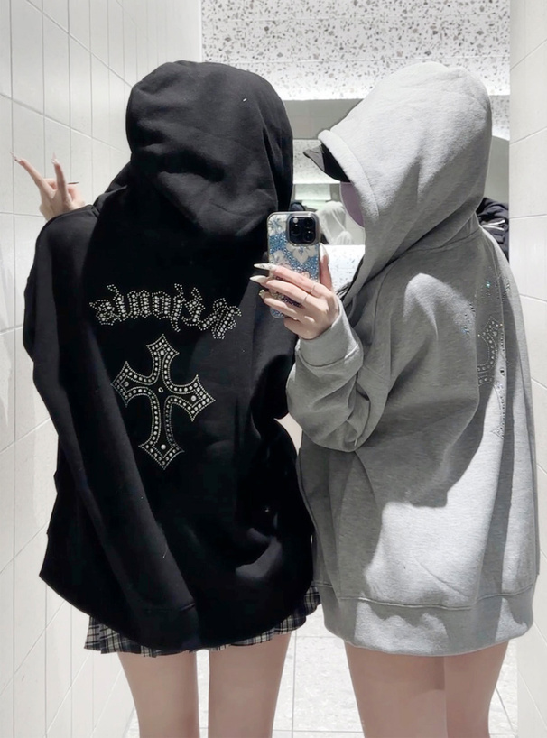 （停產） JP1164｜日本直送！型格Y2K閃鑽十字架外套 🕷️ 🕸️ ᯓ★