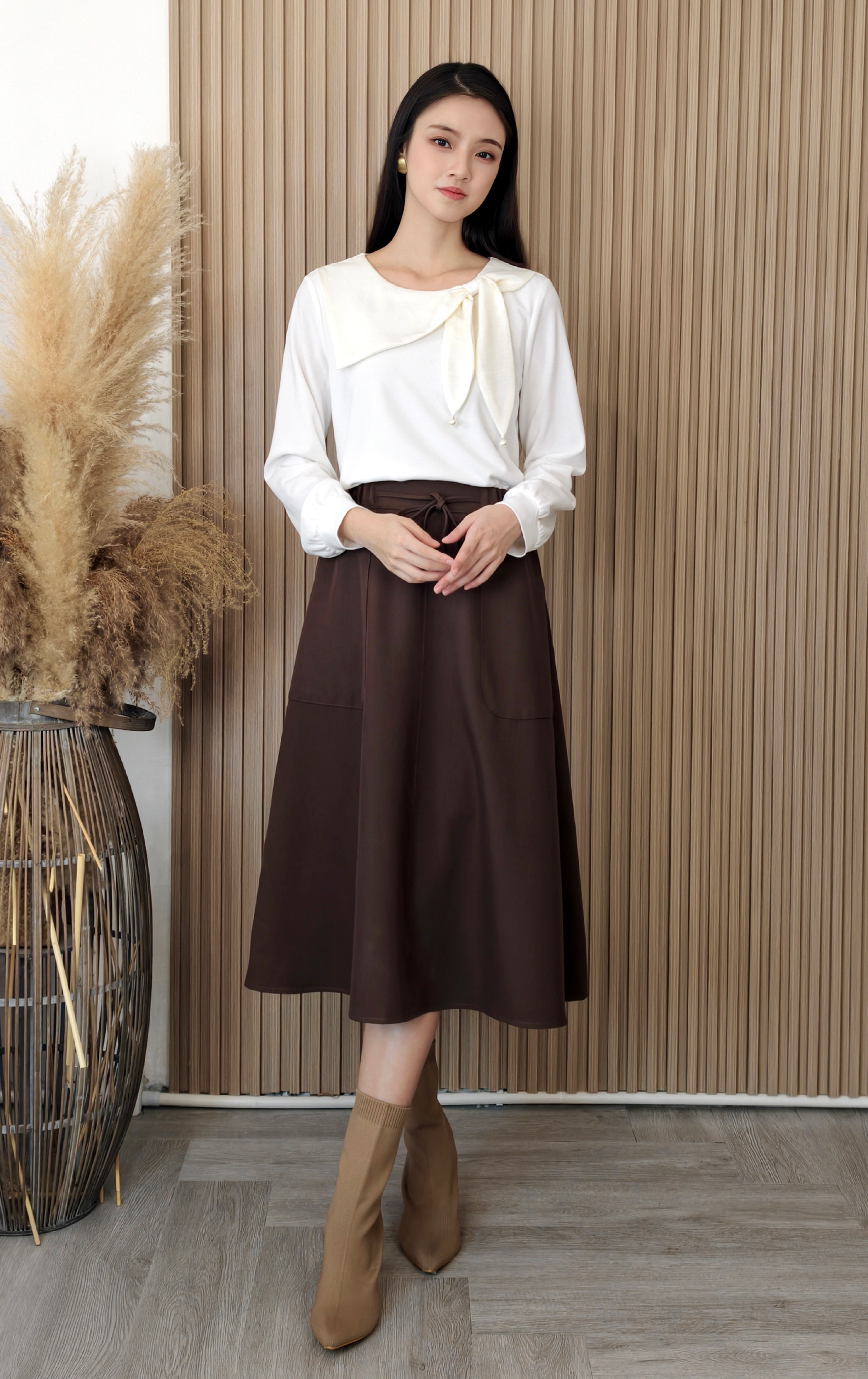 紐結領口上衣 LT0841