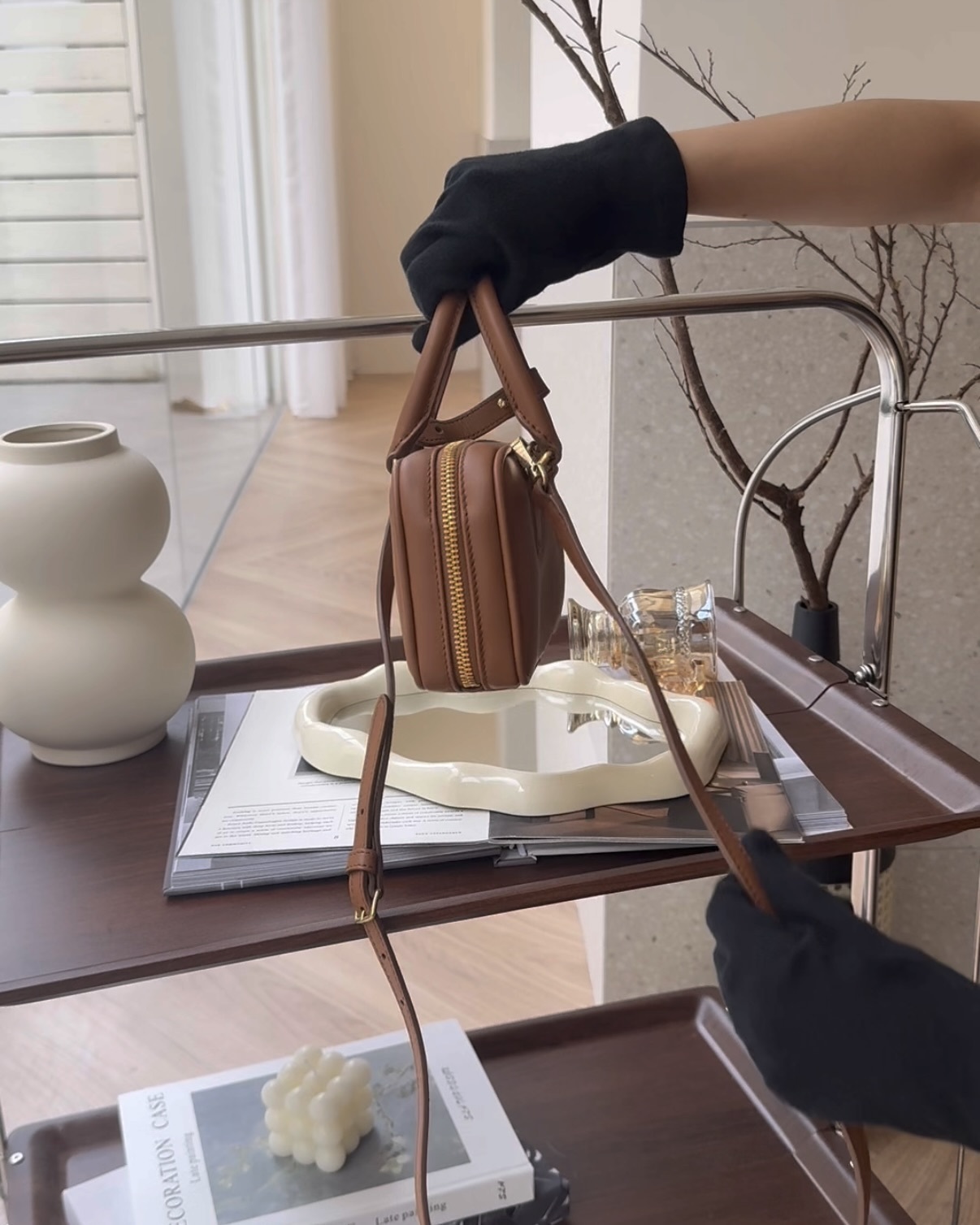 MIUMIU｜ARCADIE皮革迷你包 干邑色